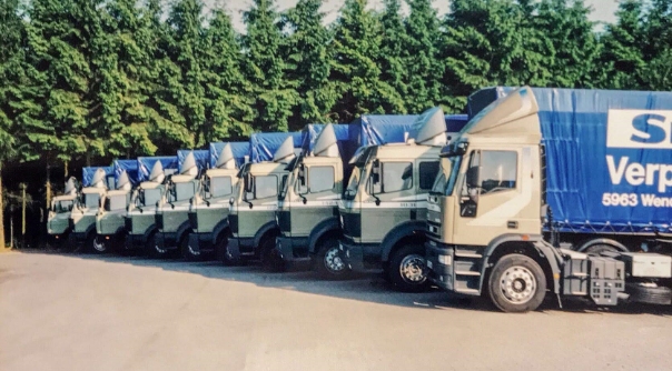 1994 sibo LKWs in einer Reihe